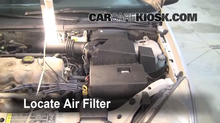 2000 Ford Focus SE 2.0L 4 Cyl. Sedan Filtro de aire (motor) Cambio